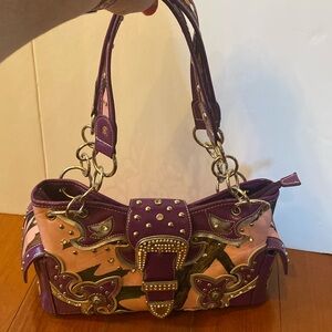 Cowgirl Trendy mossy oak purple rhinestone shoulder bag purse conceal pocket